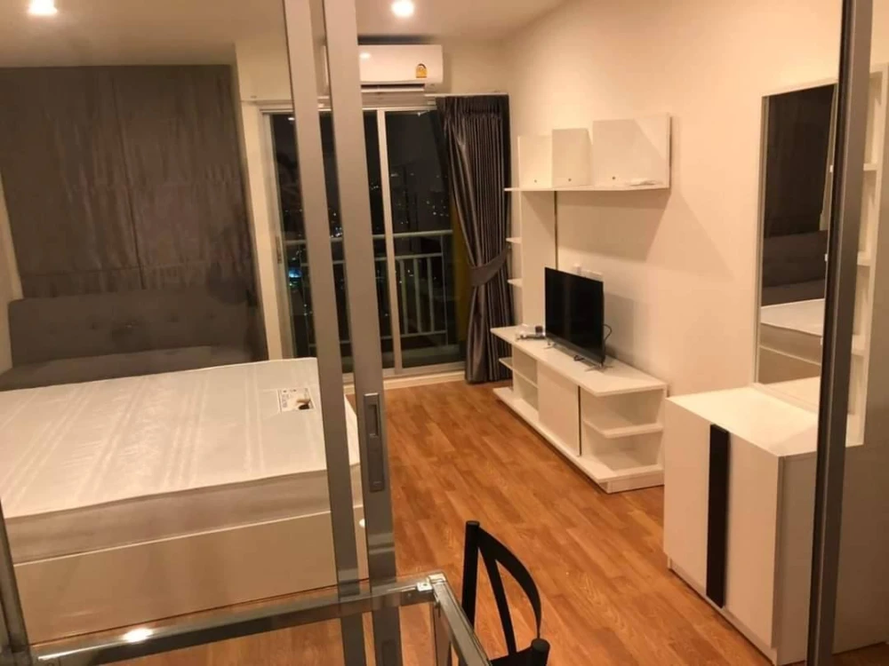 For rent: Lumpini Ville Pattanakarn-Srinakarin. Just bring your bag and move in. Fully furnished. Reserve now!