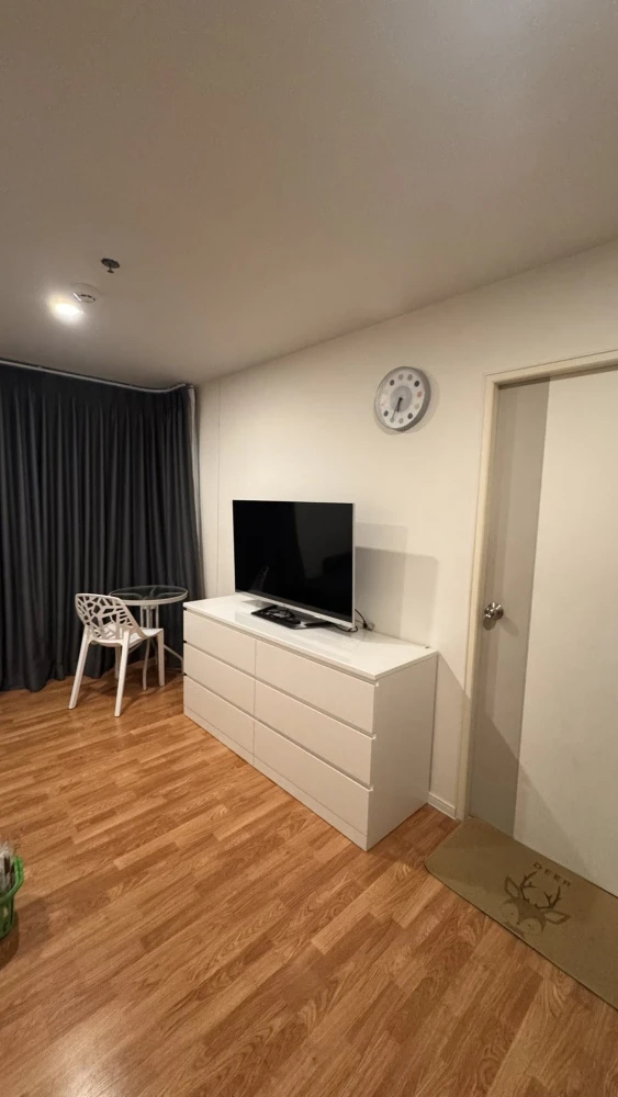 For rent: Lumpini Ville Pattanakarn-Srinakarin, ready-to-move-in unit, high floor, stunning panoramic views. Book now!