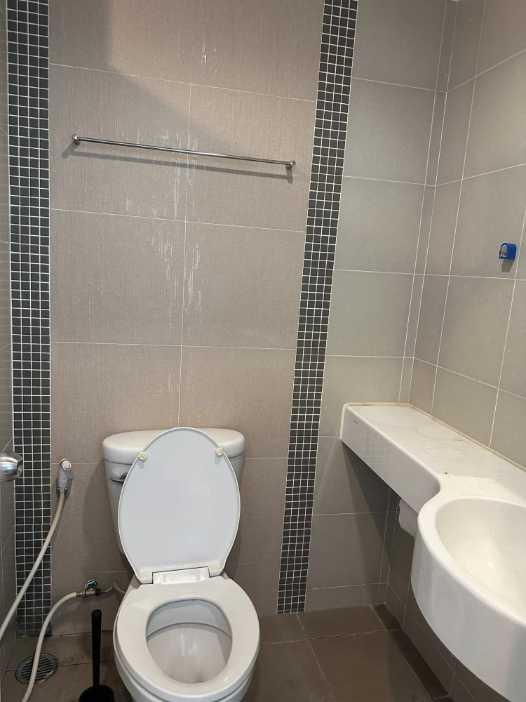 For rent: Lumpini Ville Phibulsongkhram-Riverview, 1 bedroom, 1 bathroom, beautifully wallpapered, beautiful river view, no blocking, reserve now!