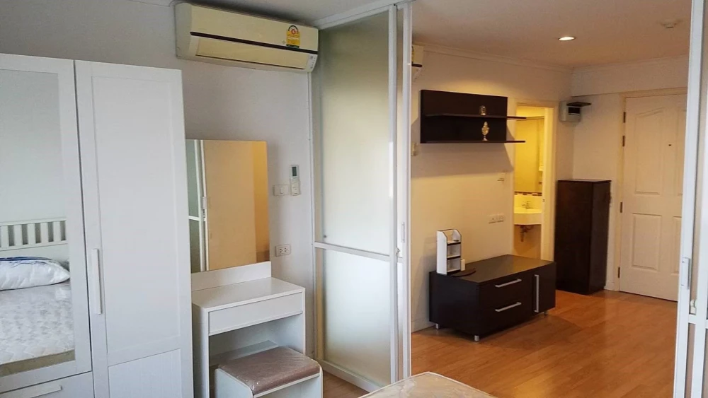 For rent: Lumpini Ville Prachachuen-Pongpetch, ready to move in, affordable price. Reserve now, it's hard to find at this price!!
