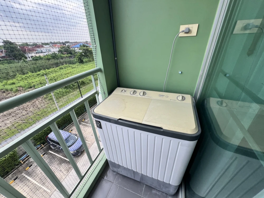 For rent: Lumpini Ville Pranangklao-Riverview, ready-to-move-in unit at an affordable price. Complete amenities. Book now!