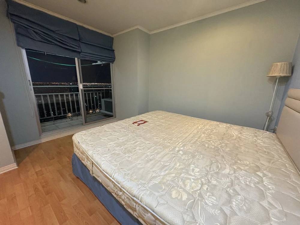 For rent: Lumpini Ville Ramkhamhaeng 44, 22nd floor, fully furnished, nice to live in, reserve now, don't miss out!