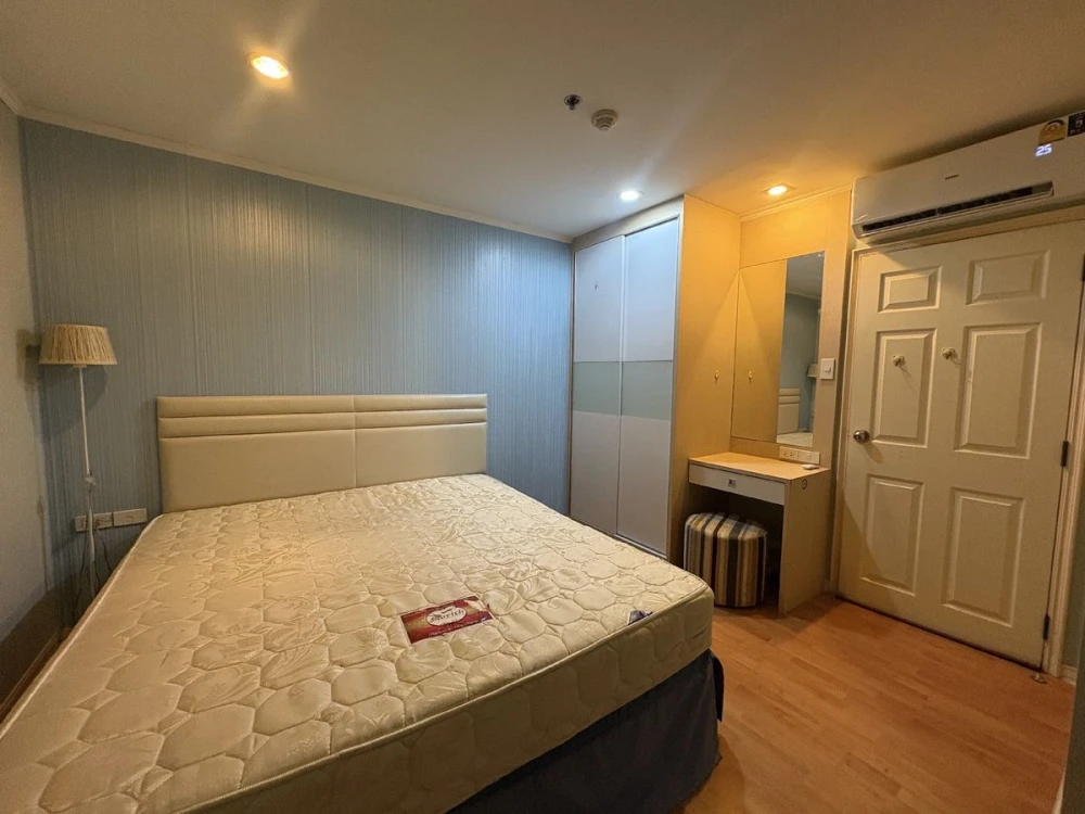 For rent: Lumpini Ville Ramkhamhaeng 44, 22nd floor, fully furnished, nice to live in, reserve now, don't miss out!