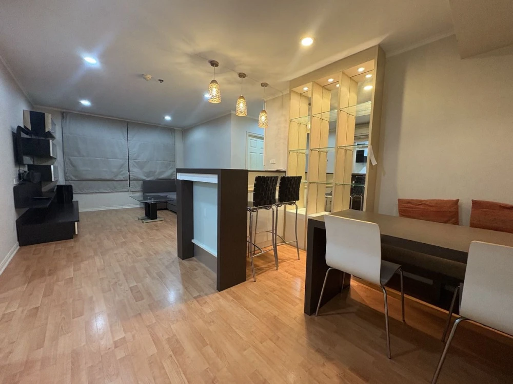 For rent: Lumpini Ville Ramkhamhaeng 44, 22nd floor, fully furnished, nice to live in, reserve now, don't miss out!