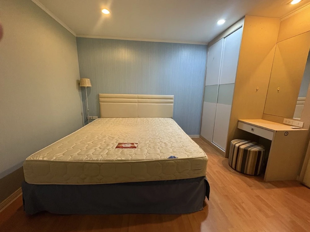 For rent: Lumpini Ville Ramkhamhaeng 44, 22nd floor, fully furnished, nice to live in, reserve now, don't miss out!
