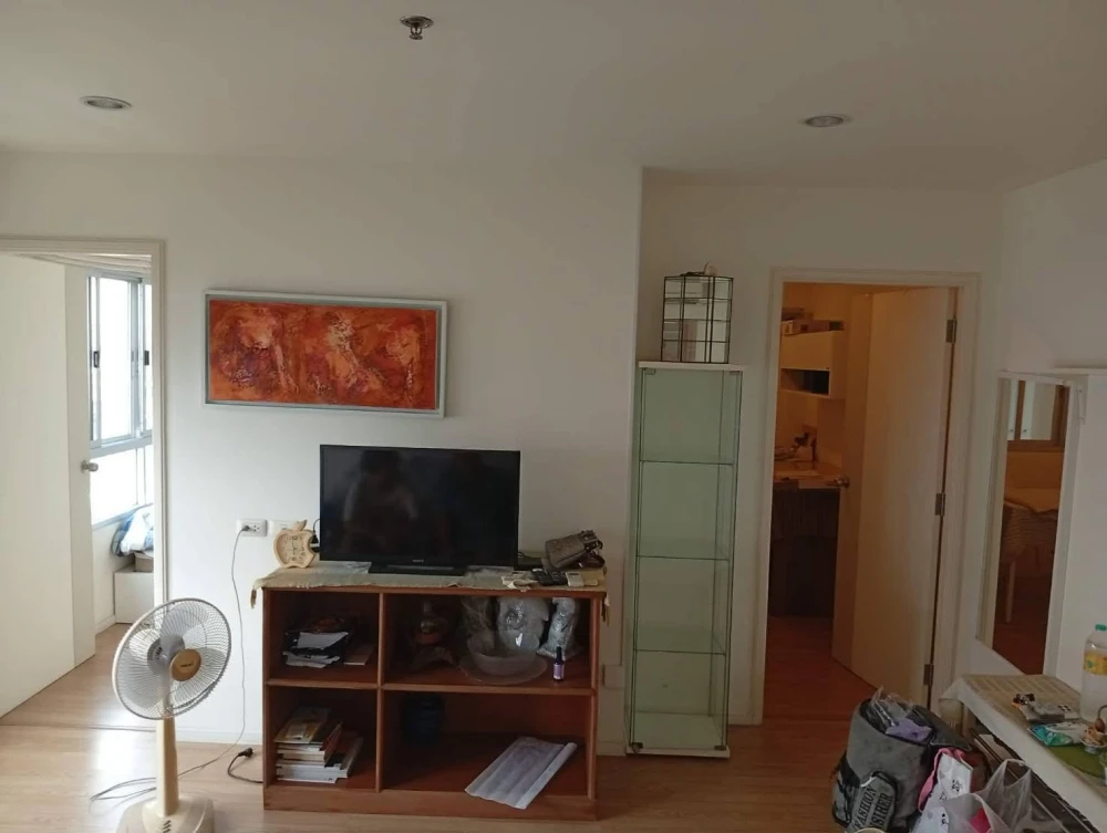 For Rent: Lumpini Ville Ramkhamhaeng 60/2, 2 Bedrooms, Spacious Living Area, Fully Furnished. Book Now!