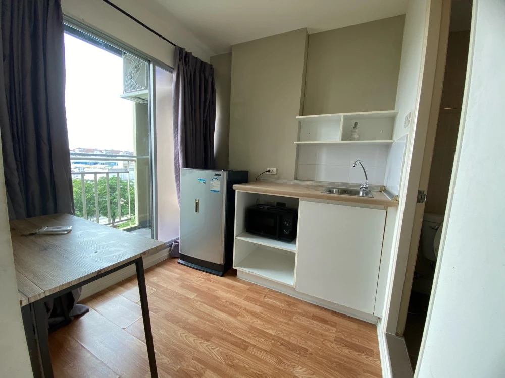 For rent: Lumpini Ville Ratchaphruek-Bangwaek, 8th floor, fully furnished, very livable. Book now! (Urgent!)