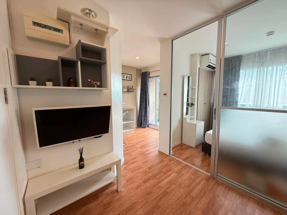 For rent: Lumpini Ville Ratchaphruek-Bangwaek. A nice, well-partitioned room with separate zones. Book now!