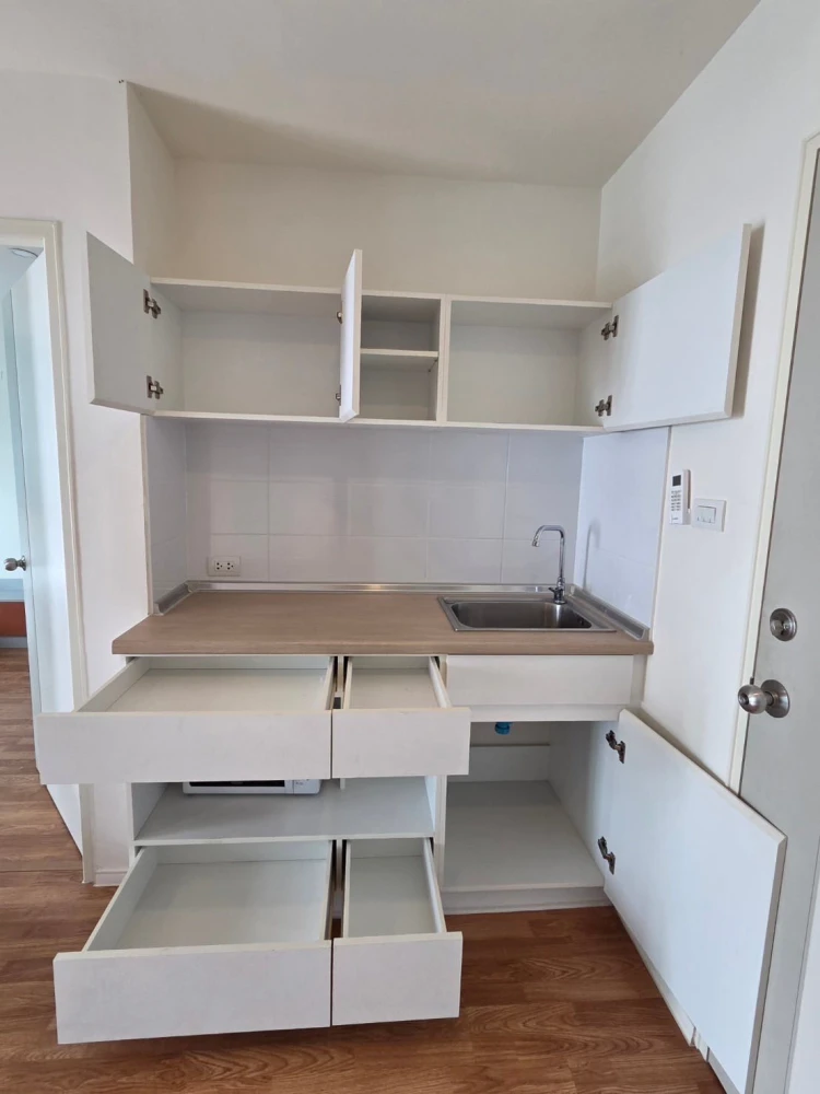 For rent: Lumpini Ville Sukhumvit 101/1-Punnawithi, a comfortable room with complete amenities. Reserve now!