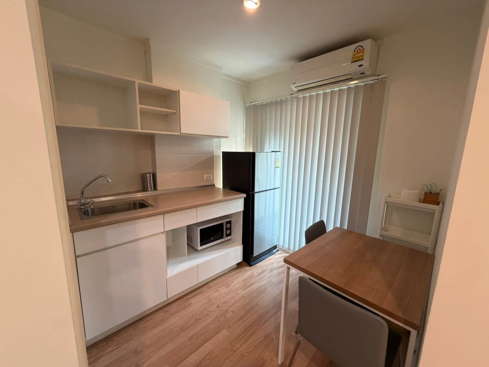 For rent: Lumpini Ville Sukhumvit 109–Bearing, 1 bedroom, 1 bathroom. Great location, complete facilities. Don't miss out!