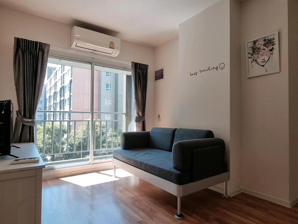 For rent: Lumpini Ville Sukhumvit 76 - Bearing Station, 2nd floor, 4th unit, pool view, fully furnished. Book now!