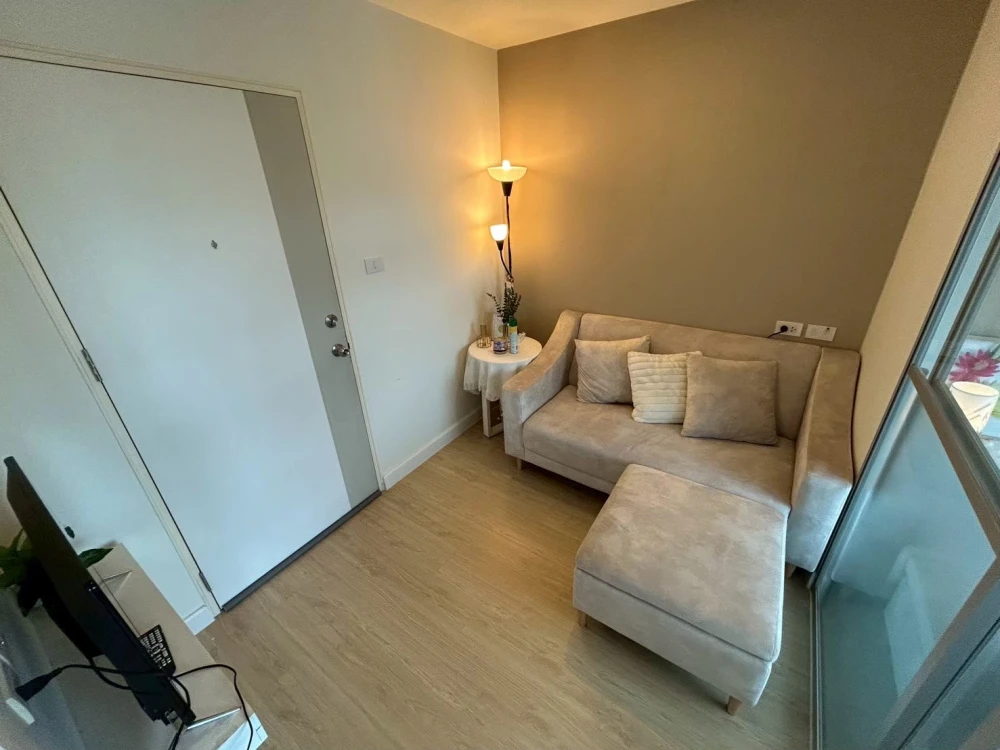 For rent: Lumpini Ville Sukhumvit 76 – Bearing Station, 5th floor, beautiful room, fully furnished. Book now!