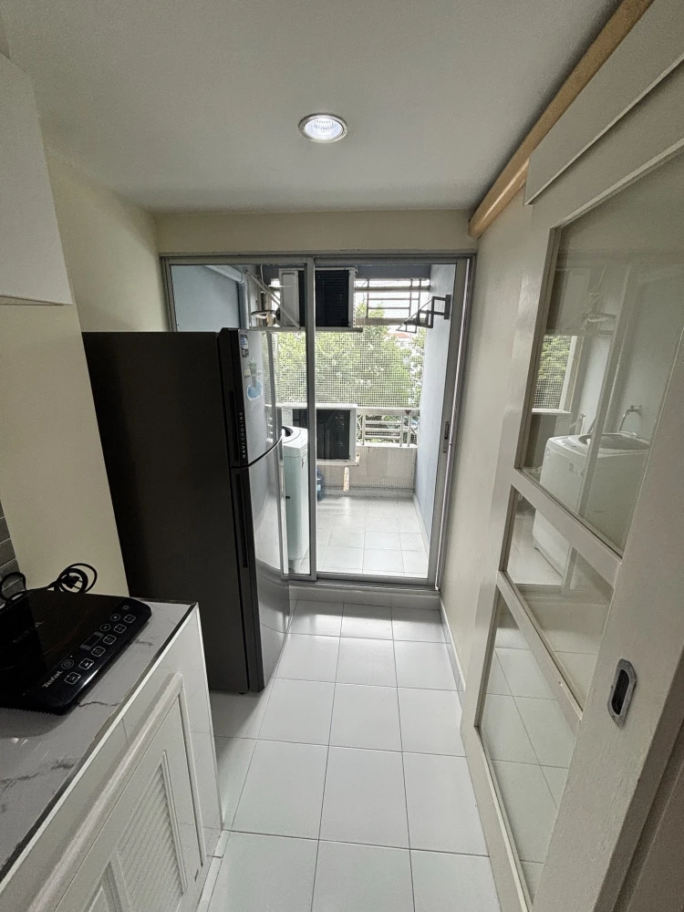 For rent: Lumpini Ville Sukhumvit 77-1, ready to move in, fully furnished, appliances included, good price, come reserve today.