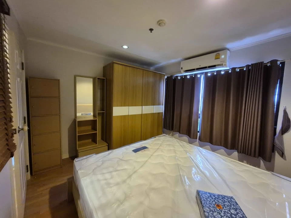 For rent: Lumpini Ville Sukhumvit 77, spacious room with plenty of usable space, great price, hurry and reserve now!