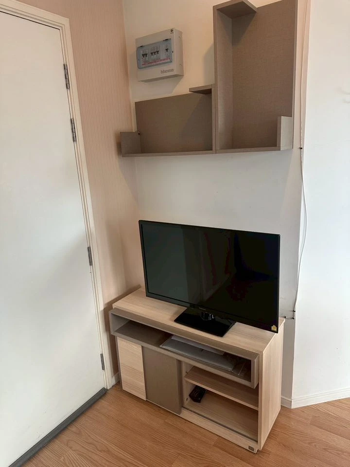 For rent: Lumpini Ville Sukhumvit 77, a lovely room, fully furnished, just bring your bags and move in!