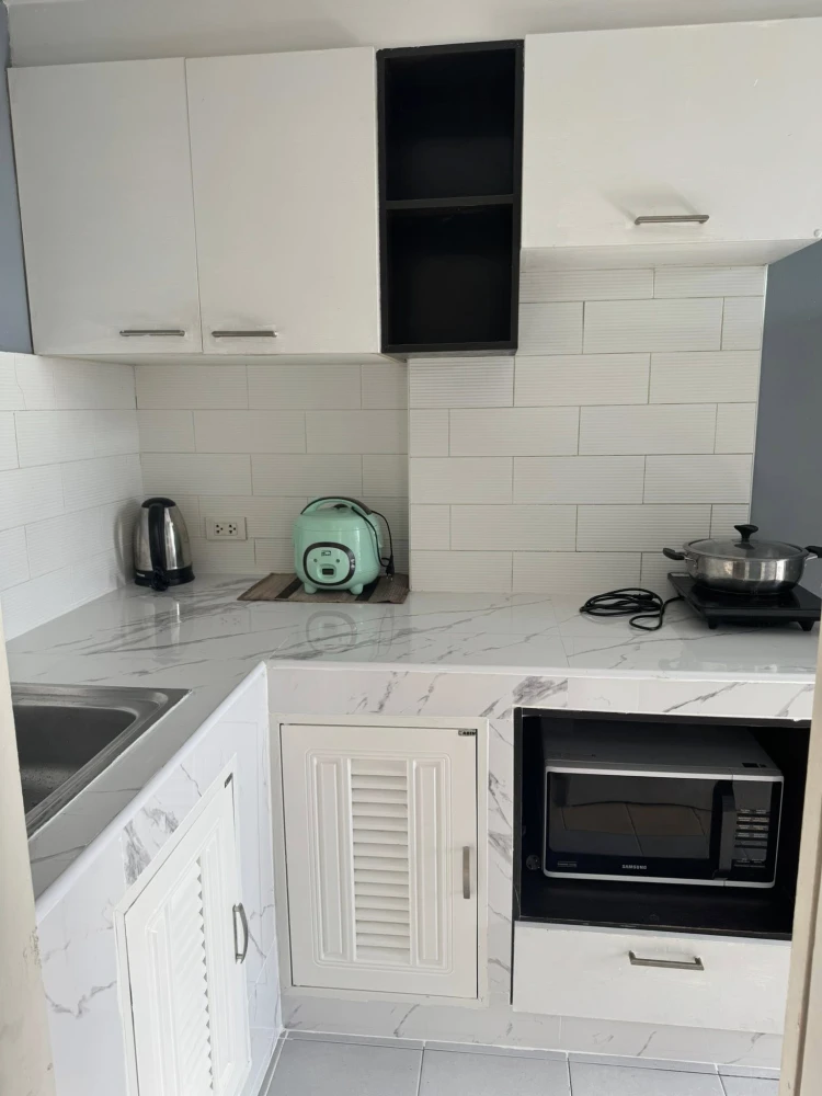 For rent Lumpini Ville Sukhumvit 77, a nice room, comes with furniture and complete facilities. Book now.