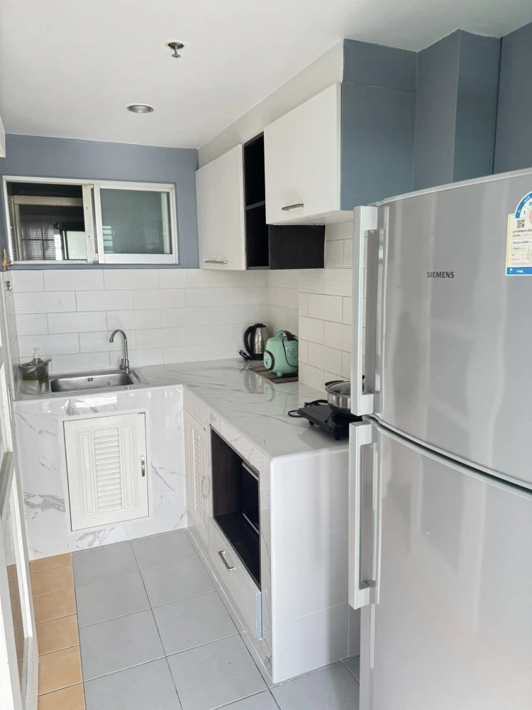 For rent Lumpini Ville Sukhumvit 77, a nice room, comes with furniture and complete facilities. Book now.