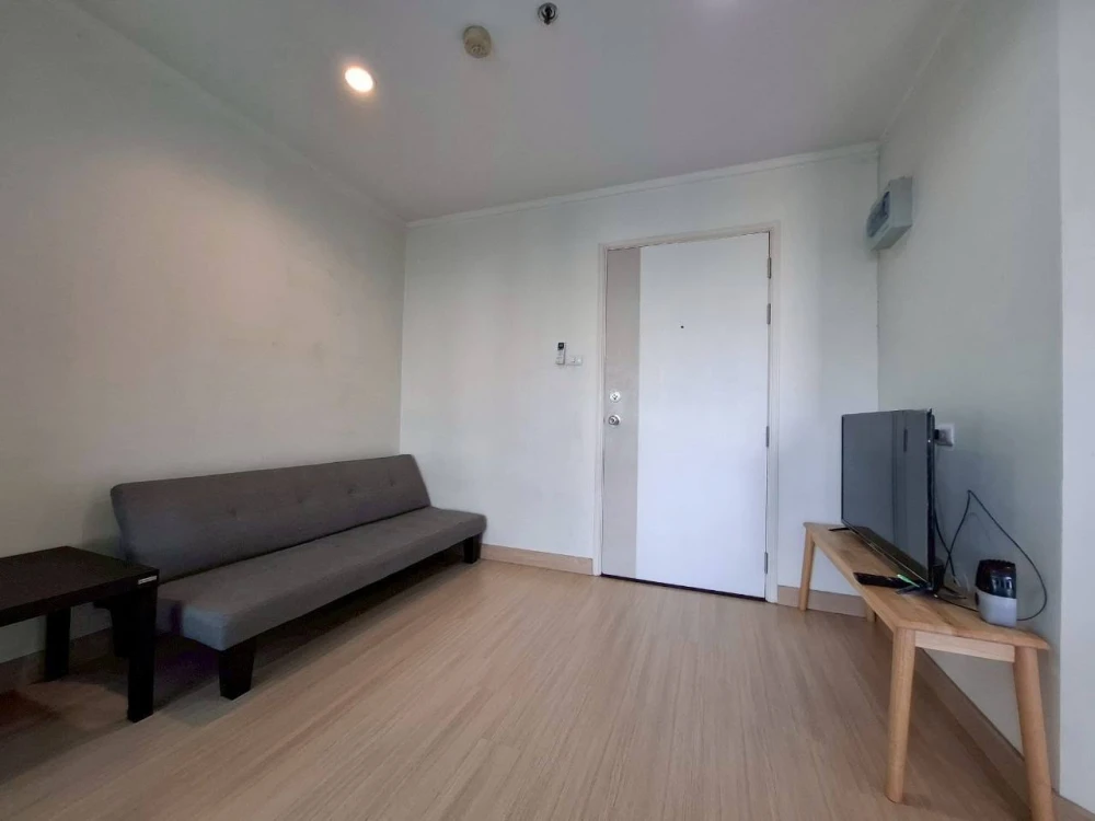 For rent: Lumpini Ville Sukhumvit 77, fully furnished apartment with complete amenities. Amazing price! Book now!