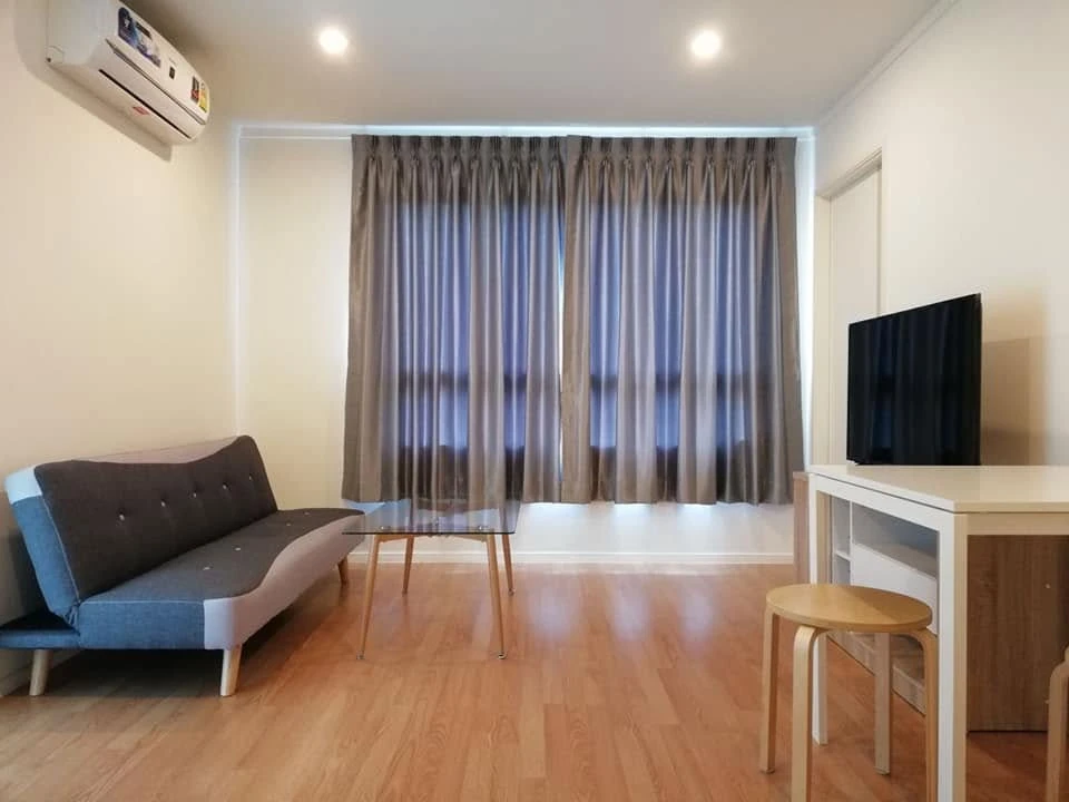 For rent: Lumpini Ville Sukhumvit 77 Phase 2. Large, comfortable unit with ample living space at an amazing price. Don't miss out!
