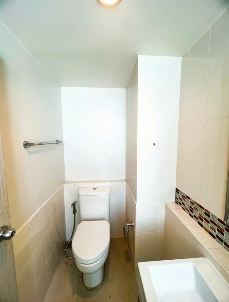 M Society Condominium for rent, 18th floor, unobstructed view, fully furnished, very livable. Book now!