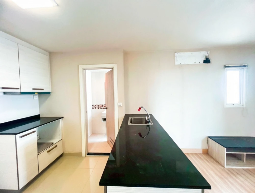 M Society Condominium for rent, 18th floor, unobstructed view, fully furnished, very livable. Book now!