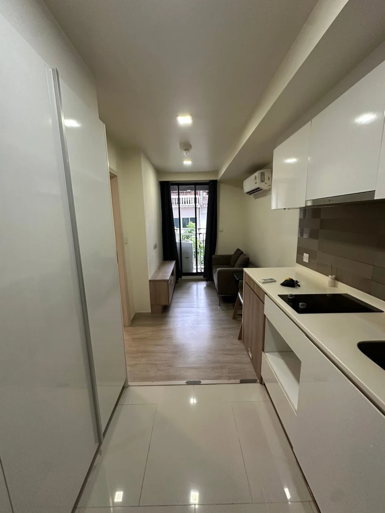 For rent: Maestro 03 Ratchada - Rama 9, 1 bedroom, 1 bathroom, fully furnished. Just bring your suitcase and move in!