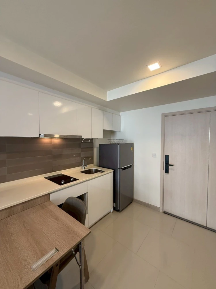 For rent: Maestro 03 Ratchada - Rama 9, 7th floor, fully furnished unit. Book now! (Limited time offer!)