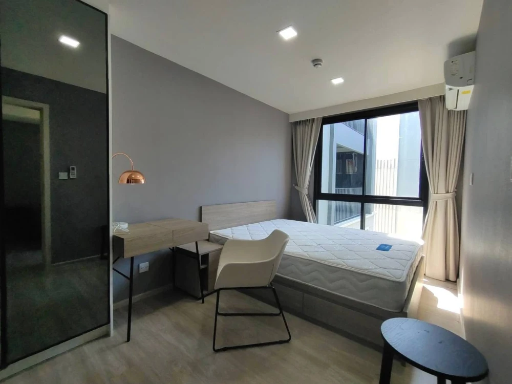 For rent: Maestro 03 Ratchada – Rama 9. Spacious and comfortable room, fully furnished, pets allowed. Book now, don't miss out!+++