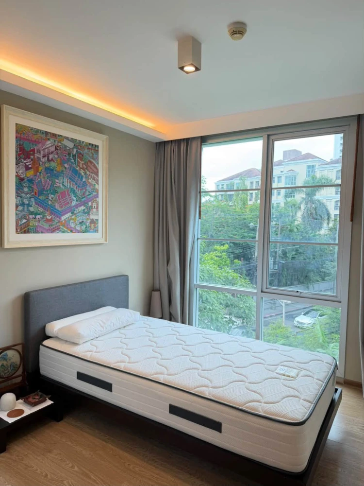 For Rent: MAESTRO 39 – a pet-friendly condo offering a peaceful atmosphere and an airy, light-filled living space. Fully furnished and ready to move i