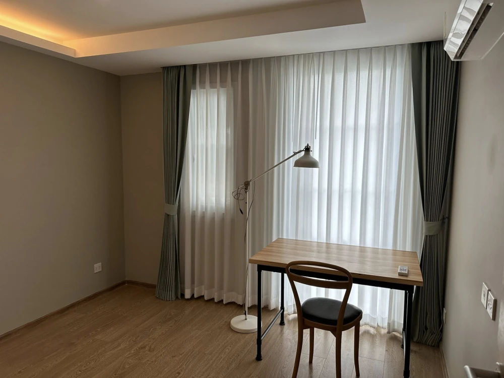 Maestro 39 for rent, corner room with balcony and open view, pet friendly, animal lovers must not miss.
