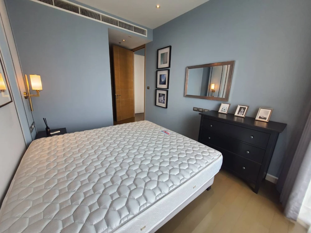Magnolias Ratchadamri Boulevard condo for rent. Ready to move in, fully furnished. Book now! Don't miss out!