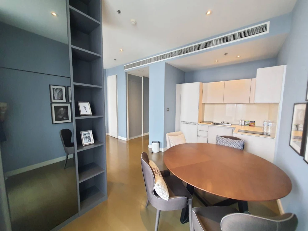 Magnolias Ratchadamri Boulevard condo for rent. Ready to move in, fully furnished. Book now! Don't miss out!