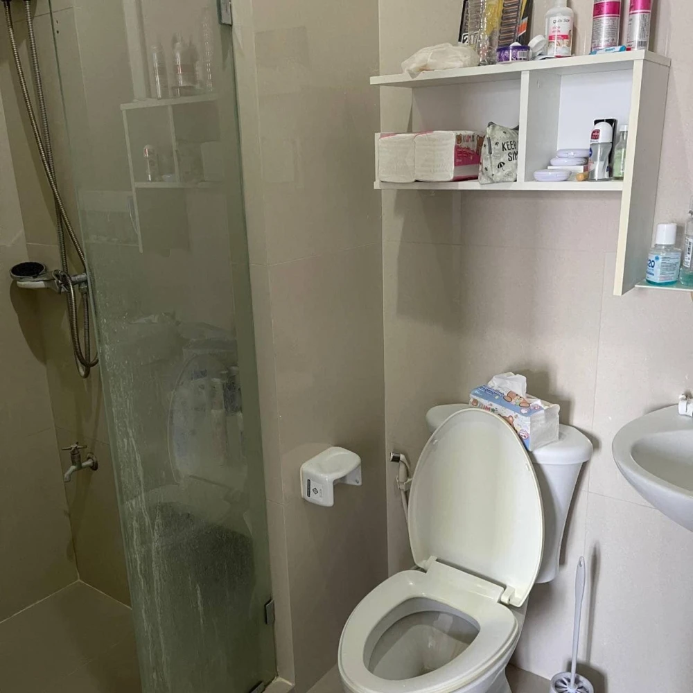 For rent: MANOR SANAMBINNAM, a chic riverside condo with full facilities. Come here!