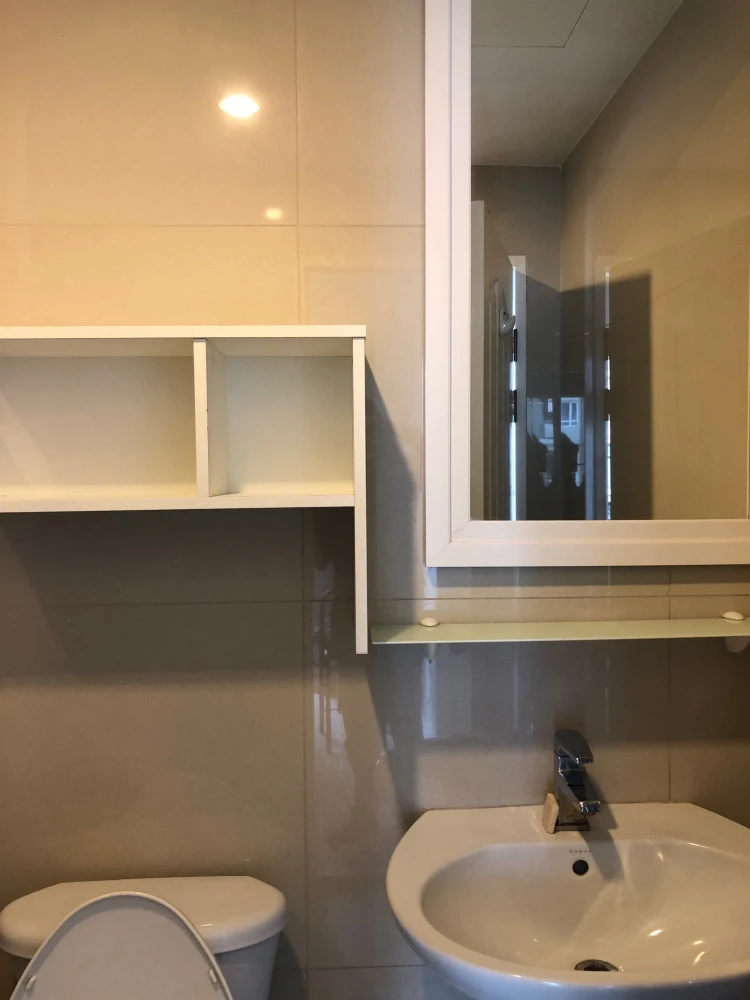 For rent: Manor Sanambinnam, 11th floor, fully furnished room, ready to move in, hurry and book now, don't wait.