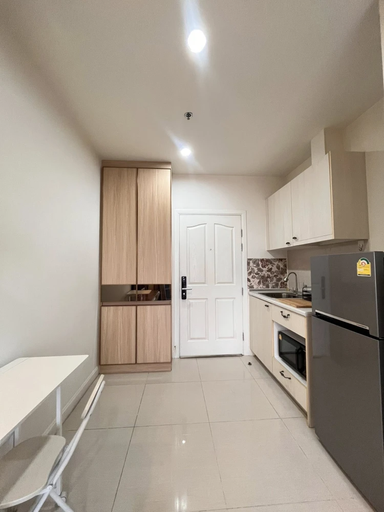 For rent: Manor Sanambinnam, 23rd floor, nice room, fully furnished, reserve now.
