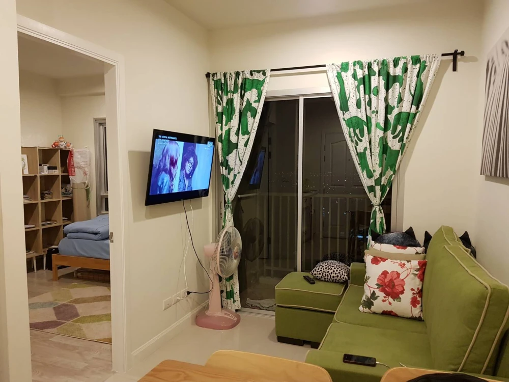 For rent: Manor Sanambinnam, 23rd floor, corner room, beautiful view, fully furnished, reserve now, don't miss out!
