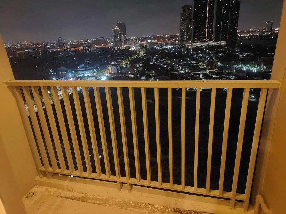 For rent: Manor Sanambinnam, front room, high floor, has a balcony, hurry and reserve now.