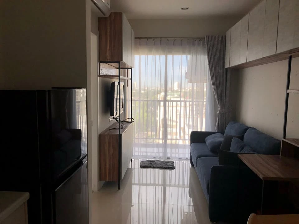 For rent: Manor Sanambinnam, luxury condo, next to the Chao Phraya River, Chao Phraya River view, corner room with a large balcony, book now