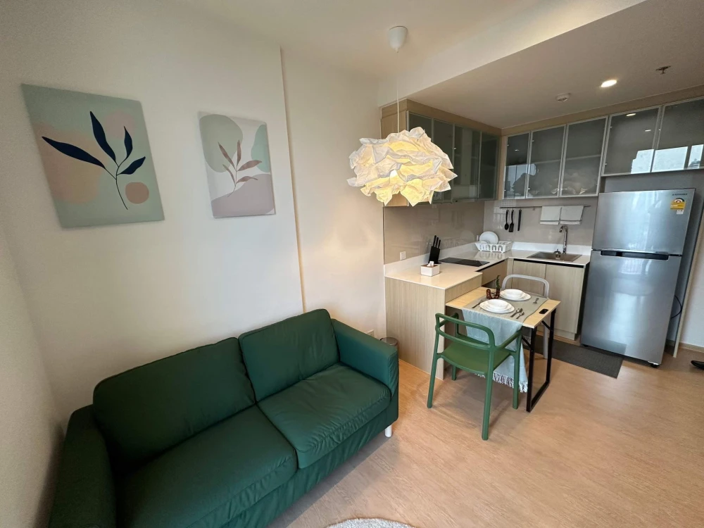 For rent sell Maru Ekkamai 2 1 Bedroom 34 SQ.M. Wide front room, airy, RARE UNIT, a rare room in the building, book now.