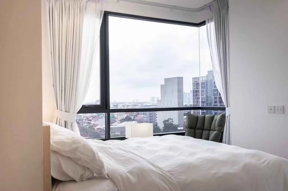 For rent: Maru Ekkamai 2, 10th floor, beautiful room, fully furnished, nice to live in, reserve now, don't miss out.