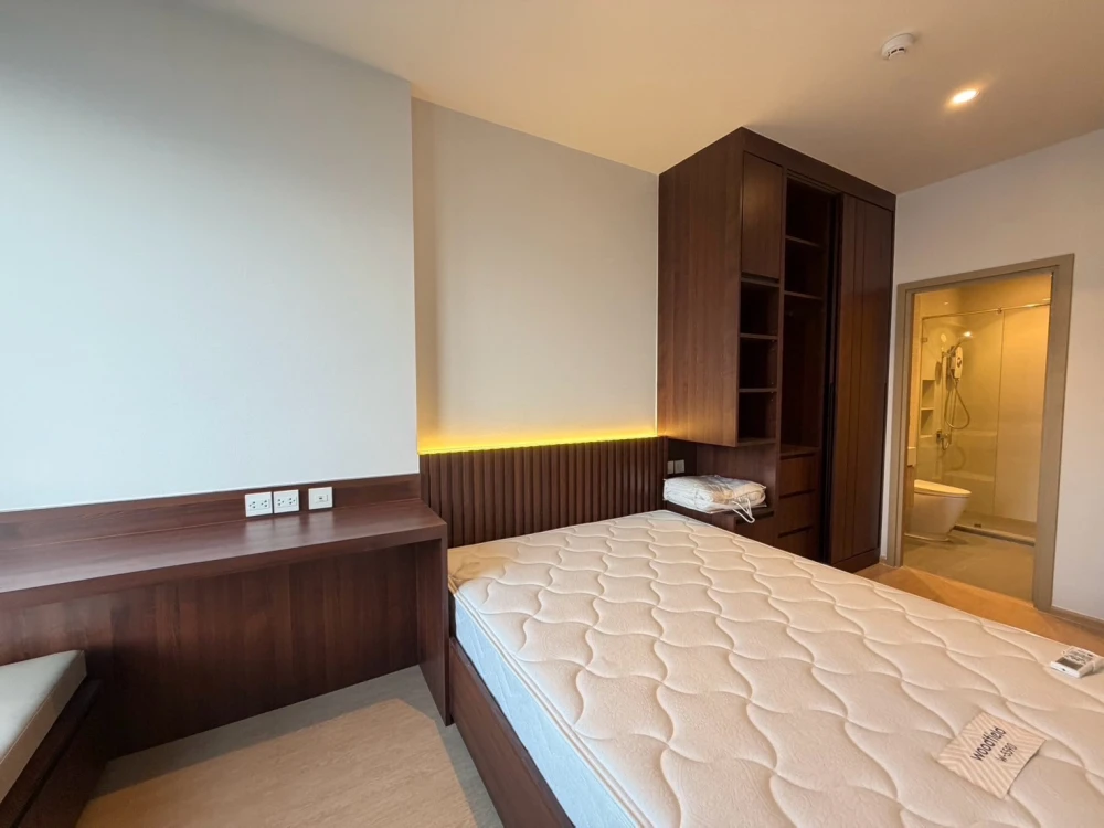 For Rent: Maru Ladprao 15, 11th Floor. Fully furnished and inviting—book now! Act fast.