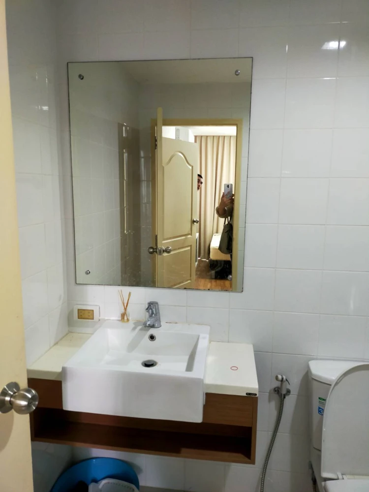 For rent Max Condominium Vibhavadi 2 bedrooms, nice room, fully furnished, book now.