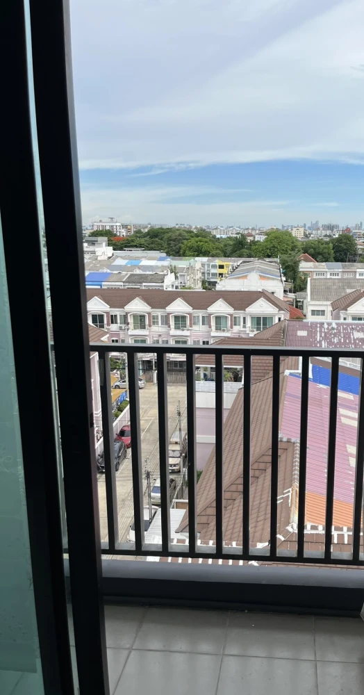 For rent: MAXXI Rachayothin-Phaholyothin, 8th floor, fully furnished. Book now!