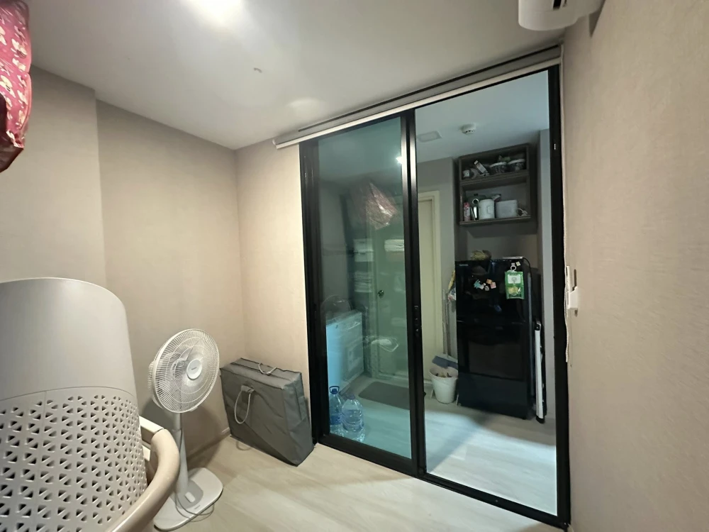 For rent: MAXXI Rachayothin-Phaholyothin. Nice room, fully furnished, spacious and comfortable. Book now!