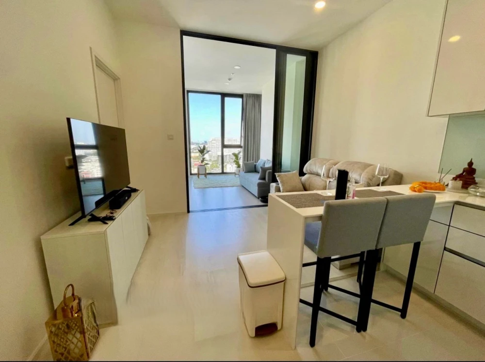 Mazarine Ratchayothin for rent, near BTS, fully furnished, ready to move in. Reserve now, don't miss out!!!!