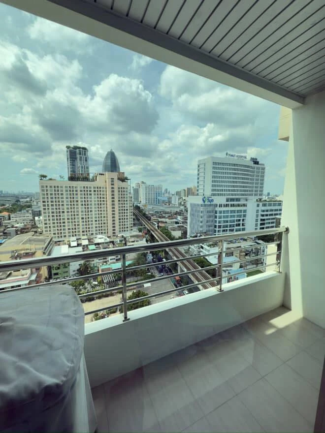 For rent MB Grand 1 bedroom 1 bathroom, good location, fully furnished, hurry and book now!
