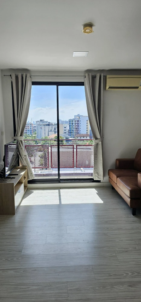 Mestyle Condo at Sukhumvit-Bangna for rent. Spacious and comfortable rooms with ample living space. Book yours today!