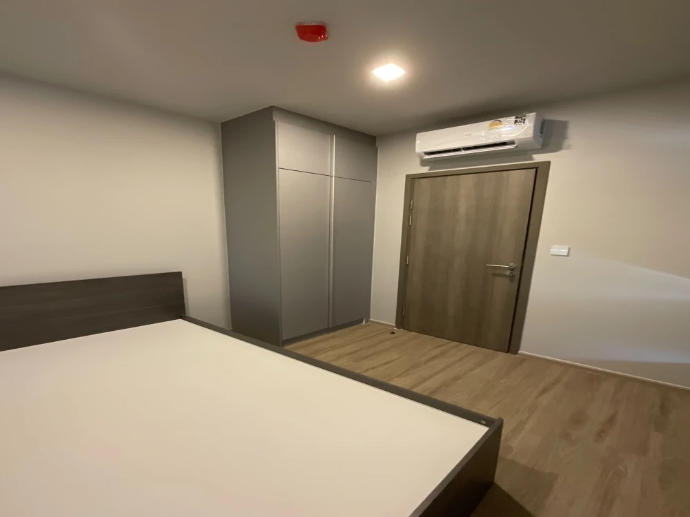 For rent or sale at Metris District Ladprao. Spacious and comfortable room. Book now!