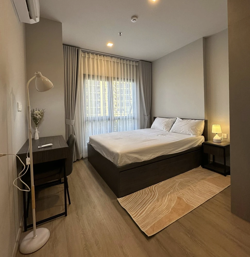 For rent: Metris District Ladprao. Beautifully decorated in a modern cozy style, warm and inviting like home. Ready to welcome you and your beloved pe