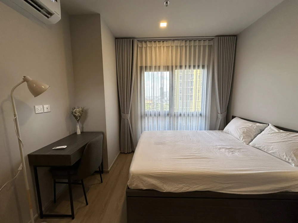 For rent: Metris District Ladprao. Beautifully decorated in a modern cozy style, warm and inviting like home. Ready to welcome you and your beloved pe